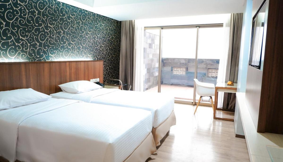 Hotel Ayola Sunrise Mojokerto Buitenkant foto