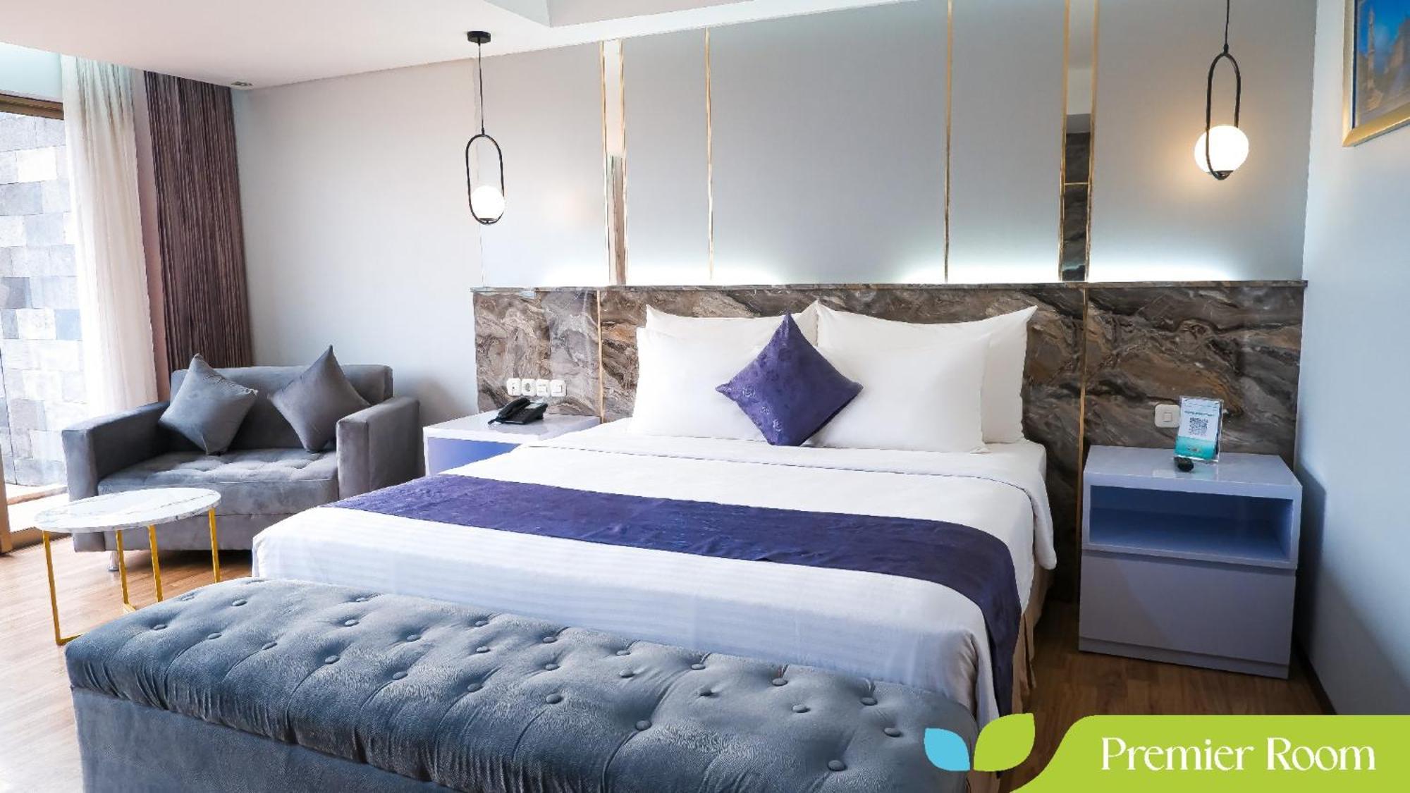 Hotel Ayola Sunrise Mojokerto Buitenkant foto
