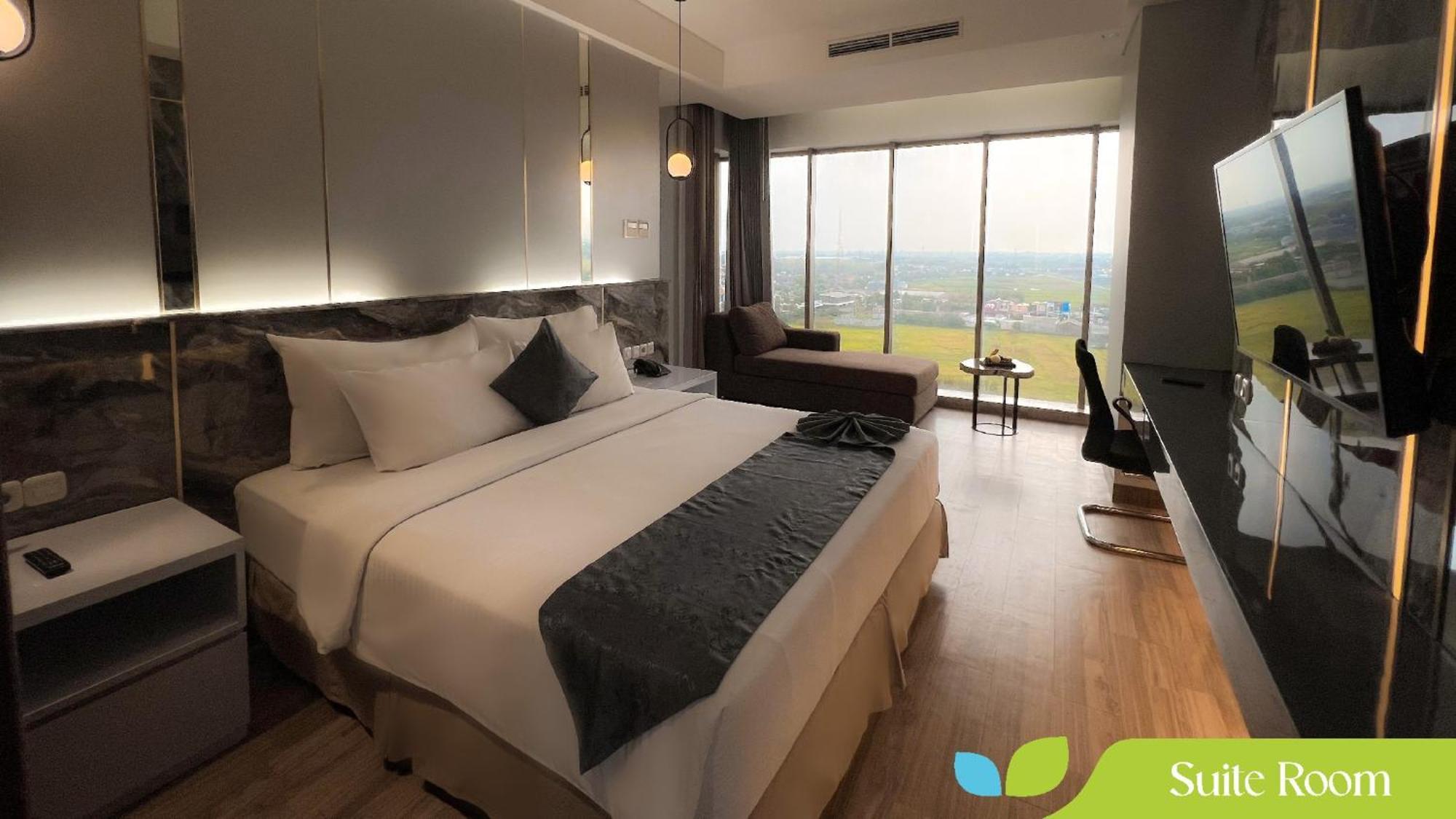 Hotel Ayola Sunrise Mojokerto Buitenkant foto